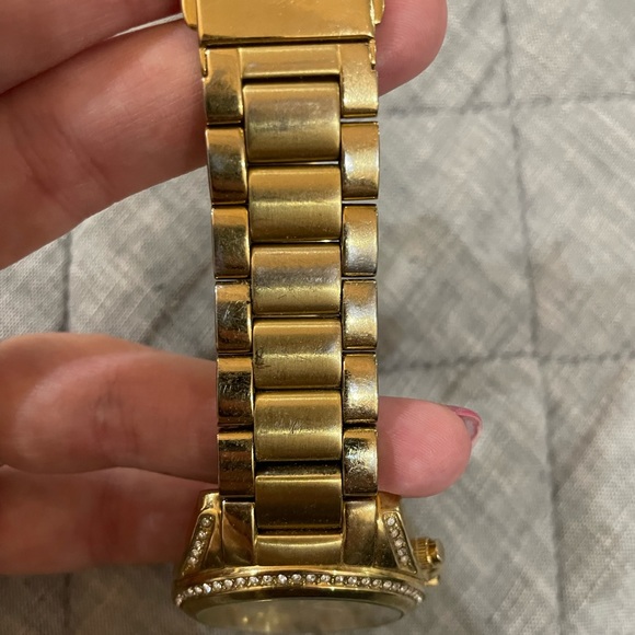 Michael Kors Chronograph Gold and Pave watch - Picture 5 of 7